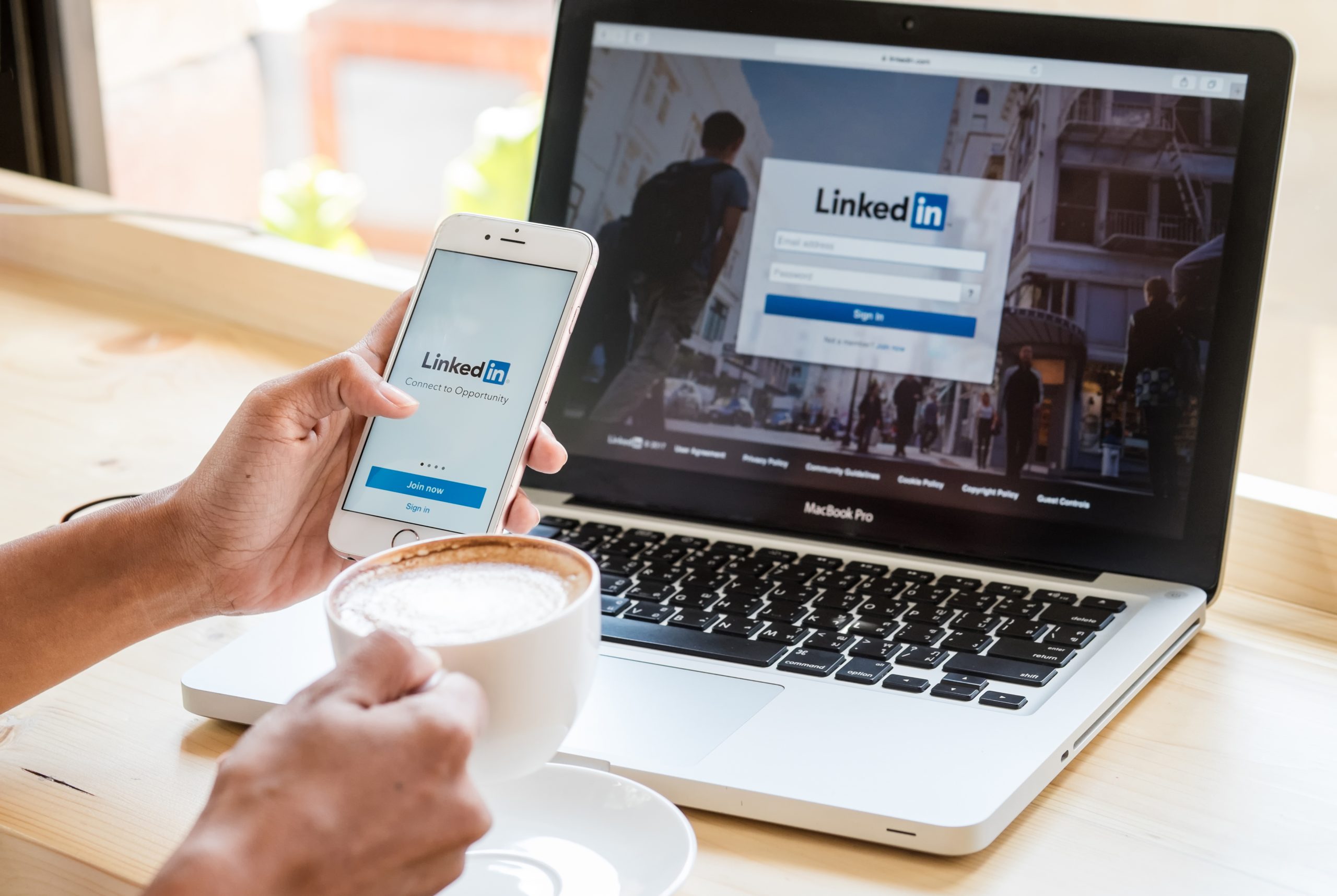 Why Your Business Should Be On LinkedIn